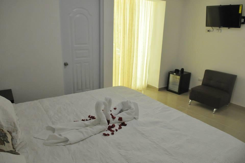 Hostal San Francisco De Asis Santo Domingo Exterior photo
